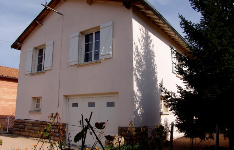 2. 4 Maison